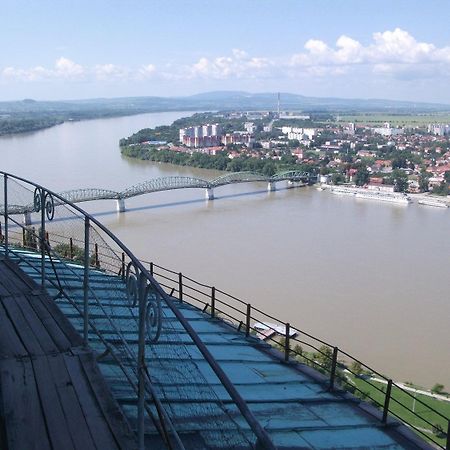 Ria Panzio Bed & Breakfast Esztergom Eksteriør bilde