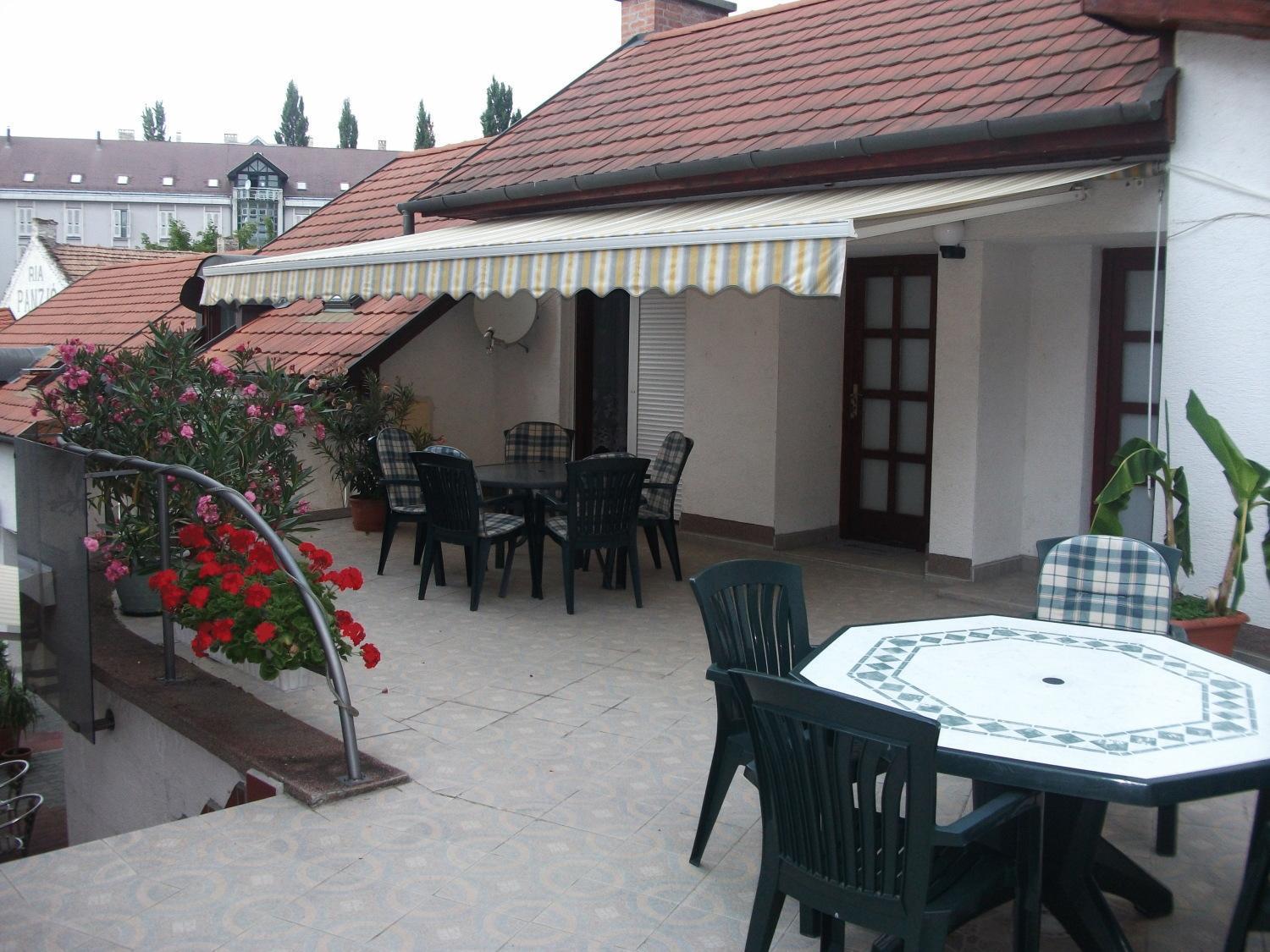 Ria Panzio Bed & Breakfast Esztergom Eksteriør bilde